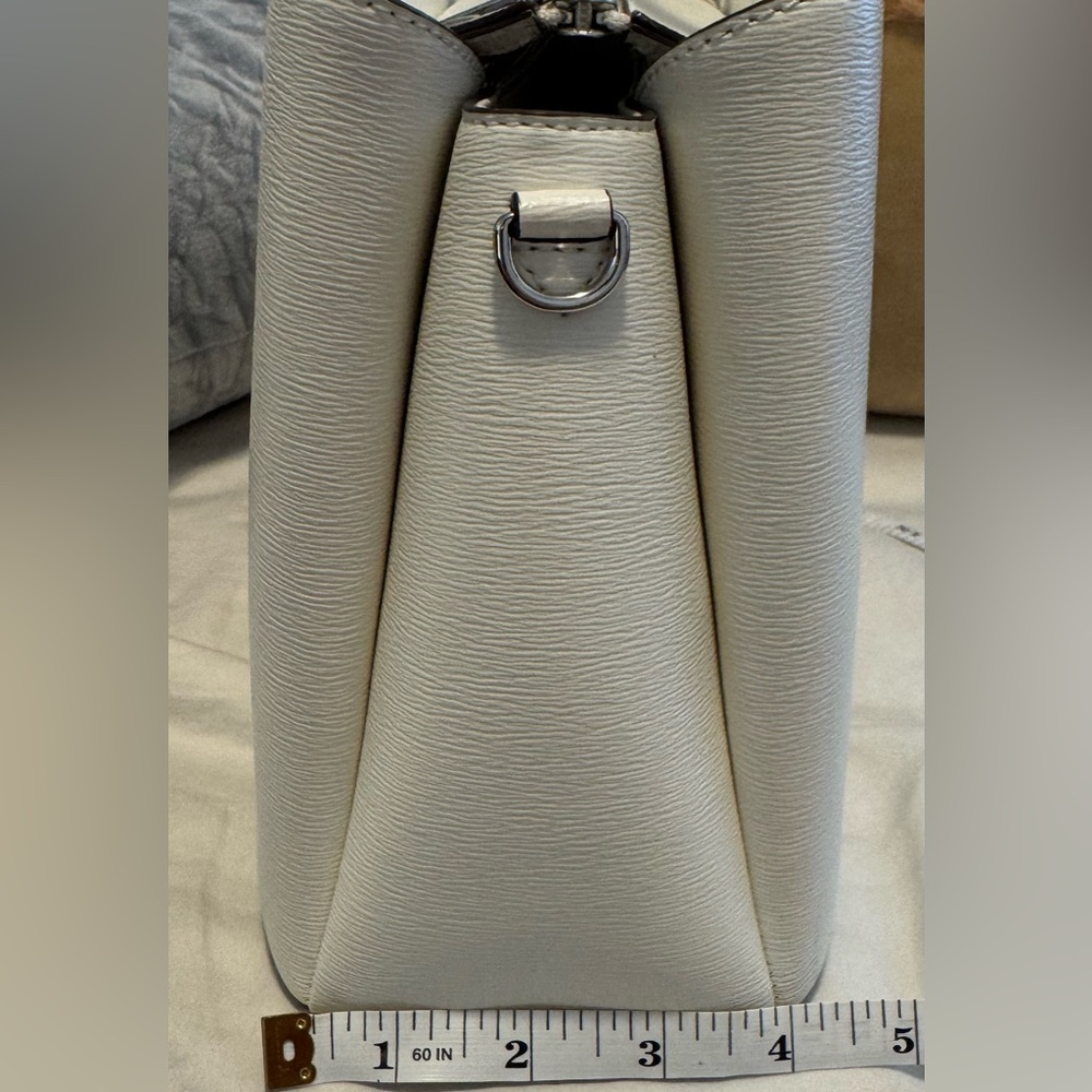 DKNY Paige leather satchel - Picture 10 of 11